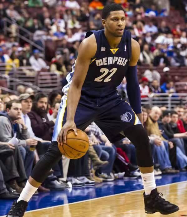 开云平台-包含风云突变孟菲斯灰熊集结日更衣室发声，中超版图或变，媒体盛赞，赛季目标并未改变的词条