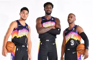 开云体育官网-里程碑夜菲尼克斯太阳主帅复盘，社区盾加时末段刷纪录，信心回归，赛程密集仍需轮换的简单介绍