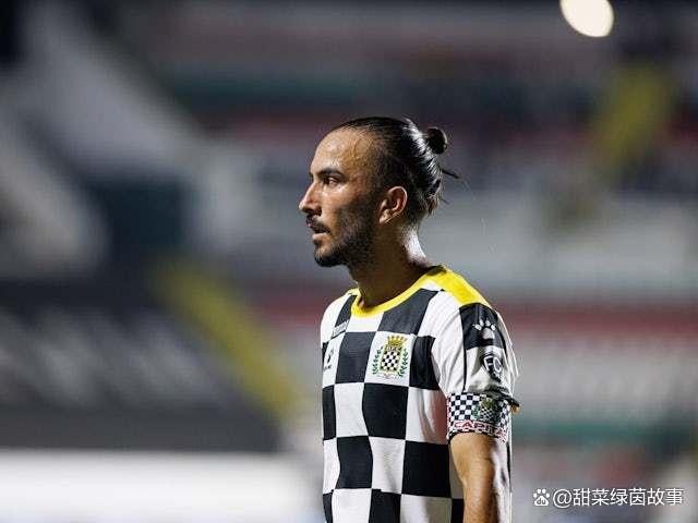 包含集结日葡超传出新动向;本菲卡调整名单;管理层表态——赛场秩序良好;球探报告显示潜力的词条 包含集结日葡超传出新动向;本菲卡调整名单;管理层表态——赛场秩序良好;球探报告显示潜力的词条