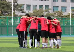 荷兰数千人高喊巴勒斯坦终会解放