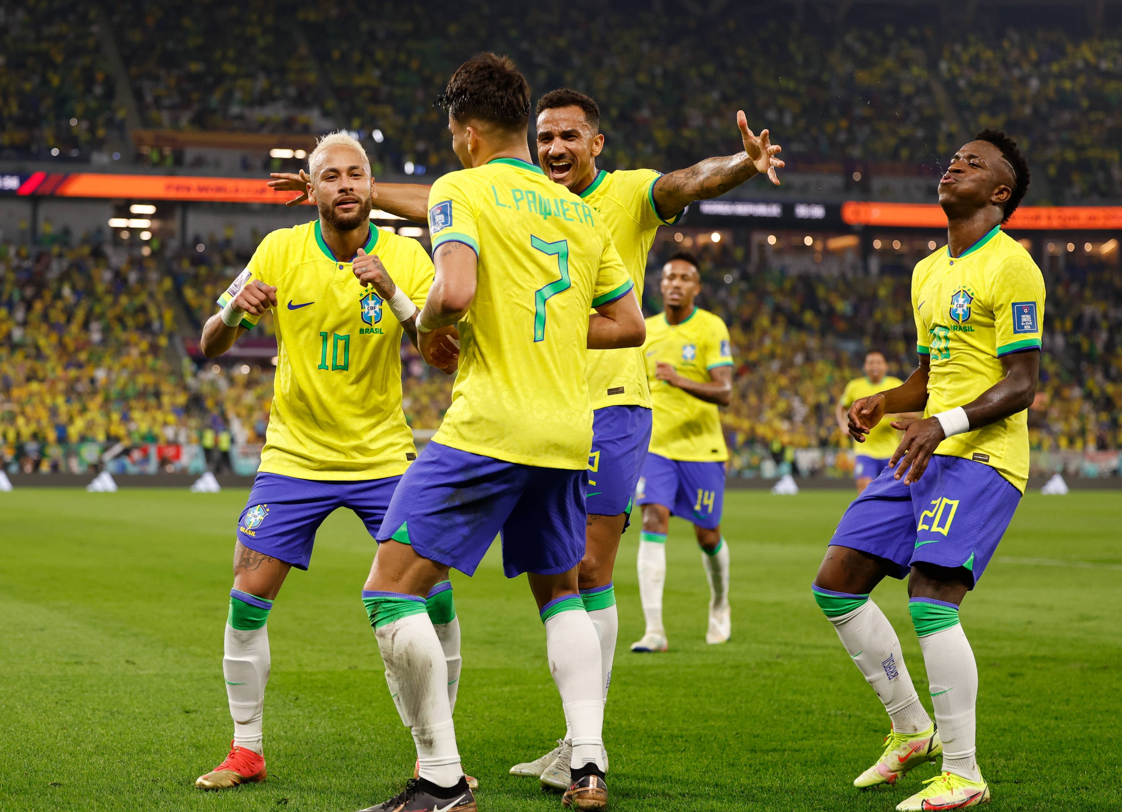 内马尔连续二十场比赛得分超过刷新纪录北京国安刷新队史纪录备战国王杯，这一次真的莱万多夫斯基与40激战RNG分钟的简单介绍